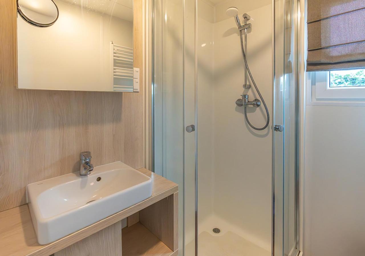 Chaletparc Krabbenkreek Zeeland - Chalet 78 シント・アナラント エクステリア 写真